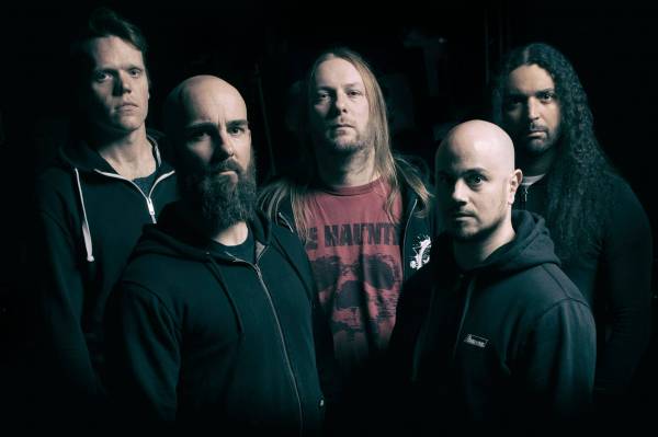 interview Dew-Scented